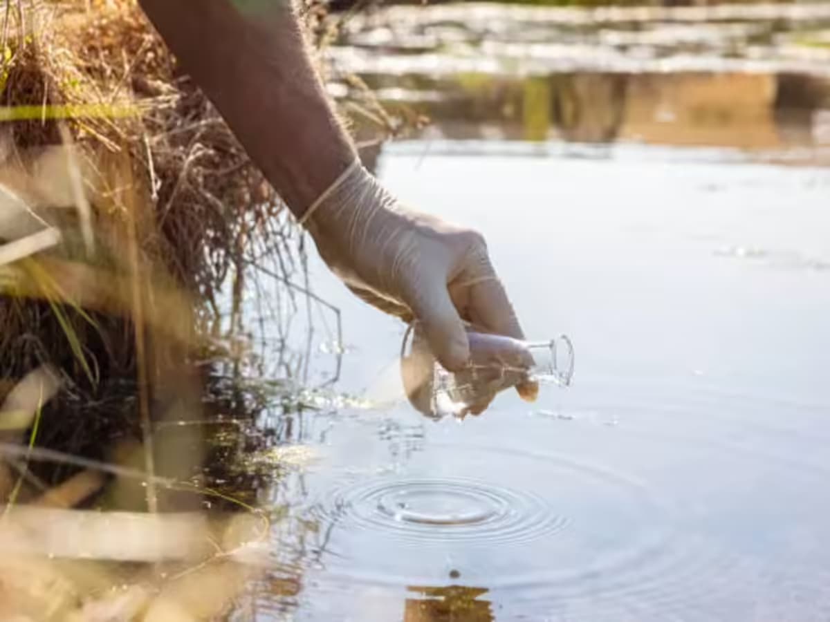 Contaminated water kills 9 and hospitalises 200 in India’s Indore city