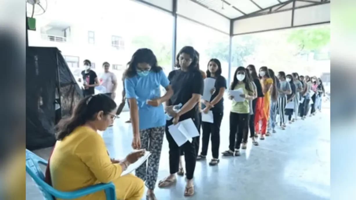 NEET retest to be held June 21, digital format from next year